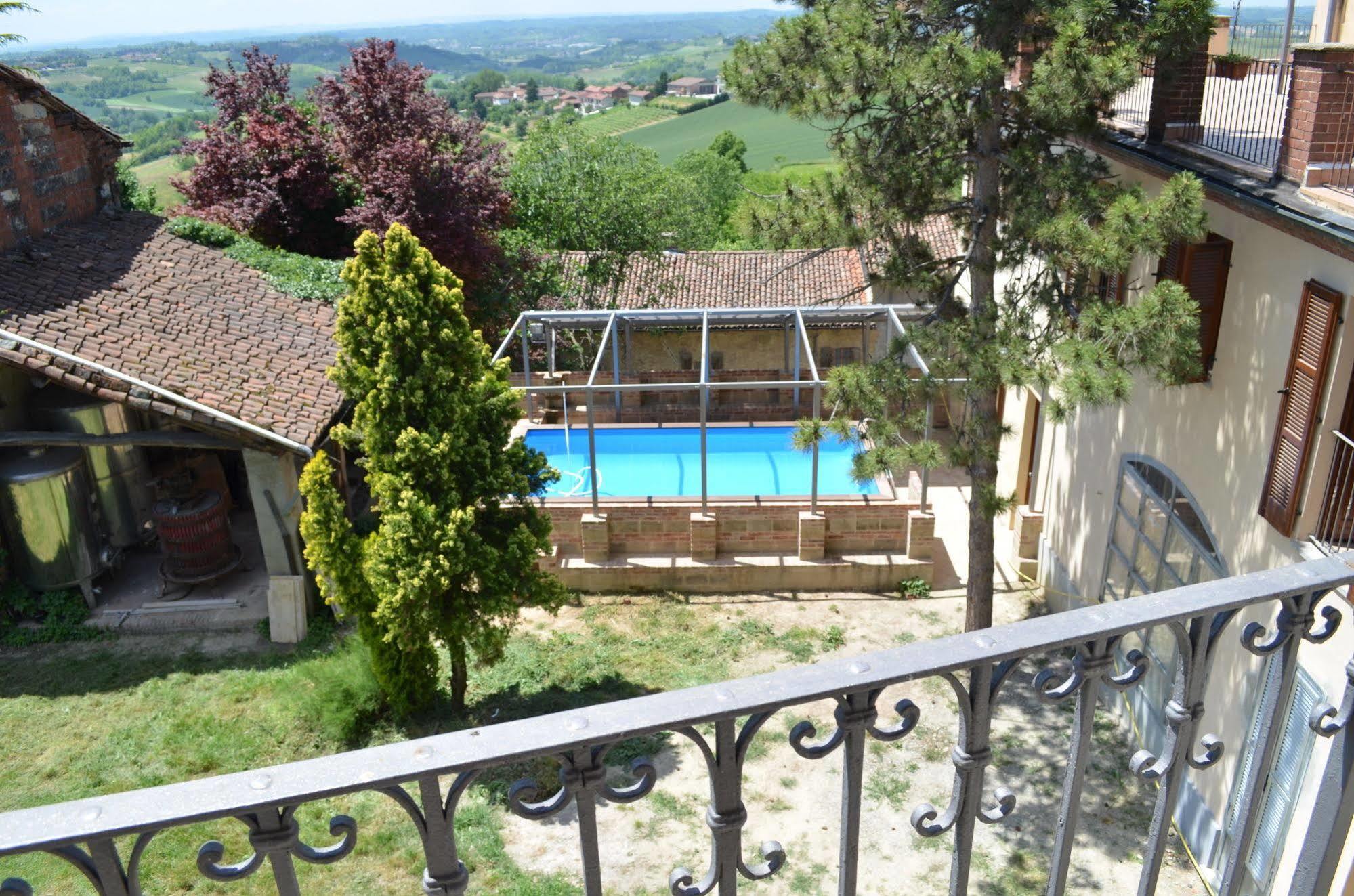 Relais San Desiderio Bed and Breakfast Calliano  Εξωτερικό φωτογραφία